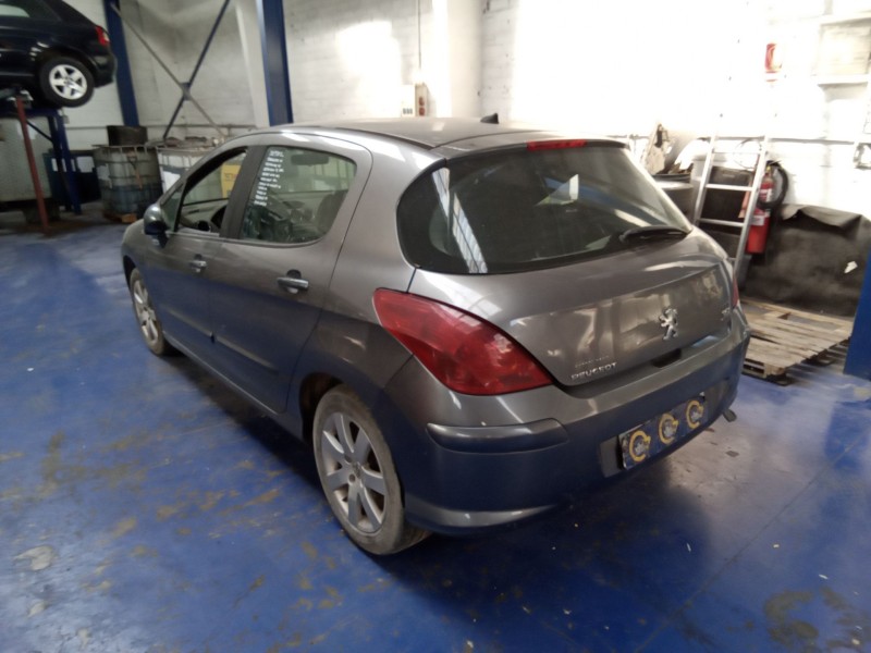 peugeot 308 del año 2010