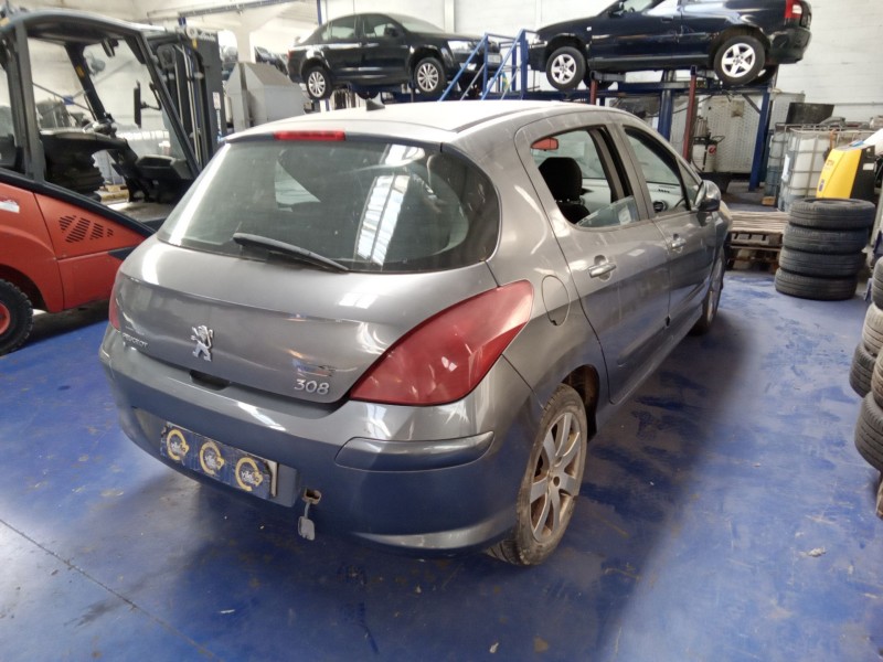peugeot 308 del año 2010
