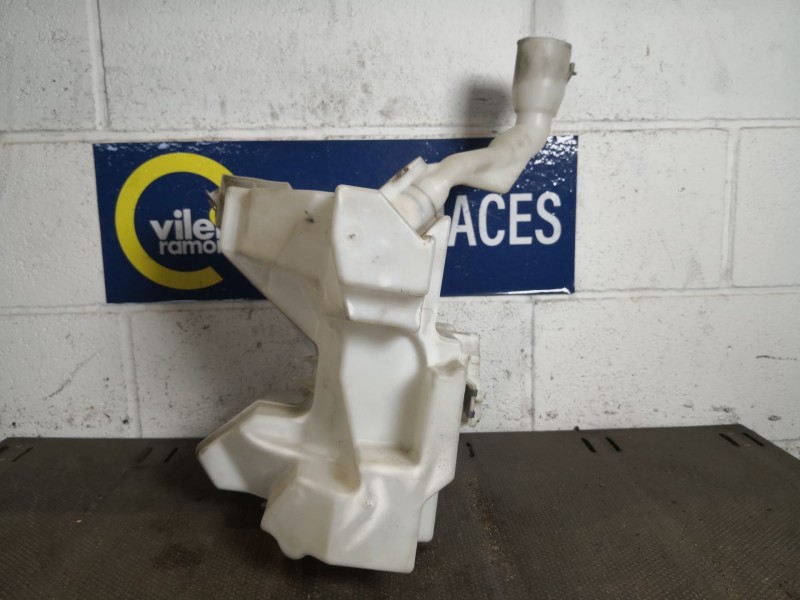 Recambio de deposito limpia para peugeot 407 sw  | 0.04 - ...  | 0.04 - ... referencia OEM IAM   