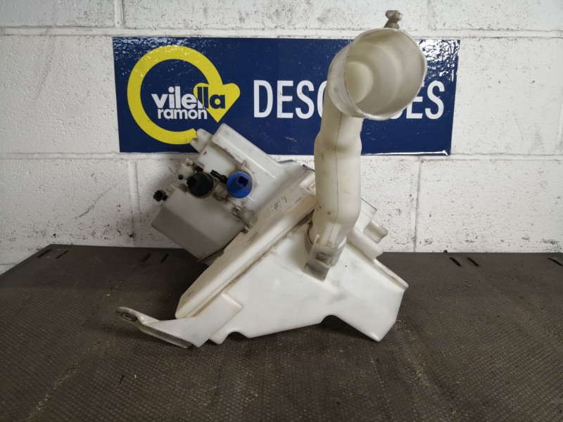 Recambio de deposito limpia para peugeot 407 sw  | 0.04 - ...  | 0.04 - ... referencia OEM IAM   