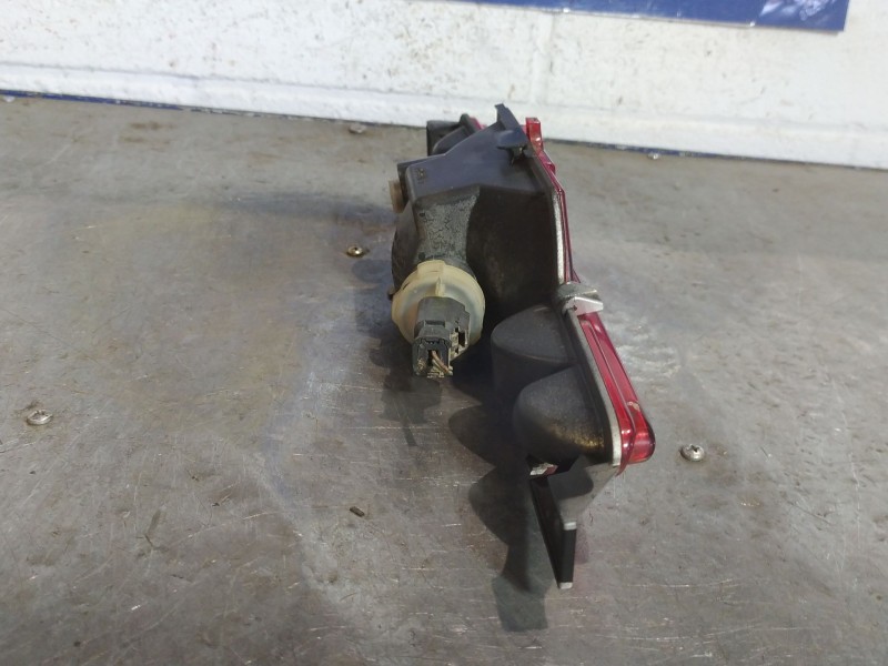 Recambio de faro antiniebla trasero izquierdo para peugeot 208  | 0.12 - ...  | 0.12 - ... referencia OEM IAM 01083000  