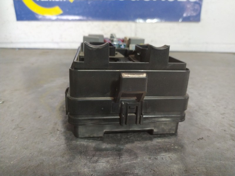 Recambio de caja reles fusibles para kia carnival  | 0.07 - ...  | 0.07 - ... referencia OEM IAM 919504D050  
