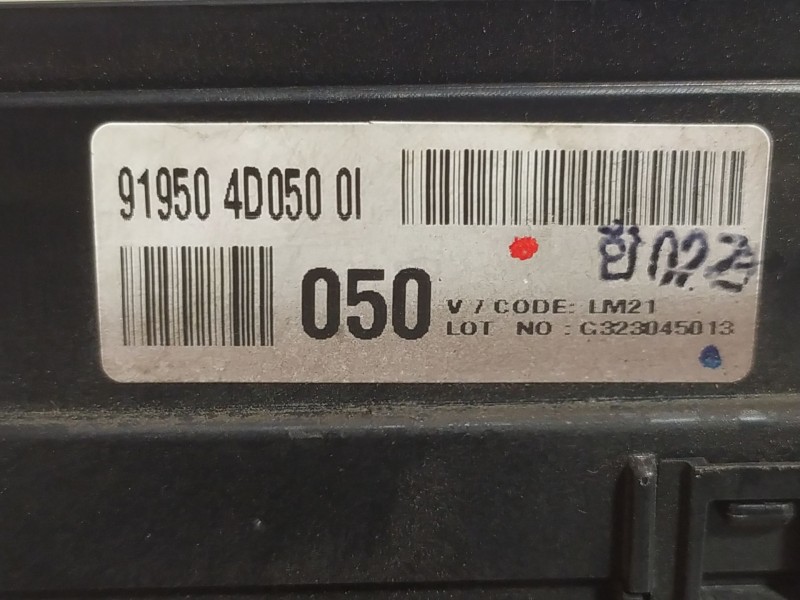 Recambio de caja reles fusibles para kia carnival  | 0.07 - ...  | 0.07 - ... referencia OEM IAM 919504D050  
