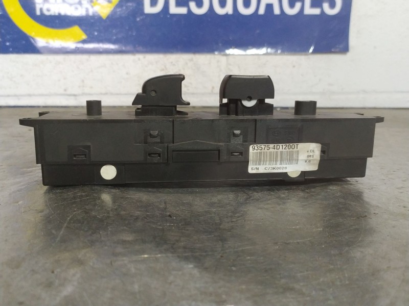 Recambio de mando elevalunas delantero derecho para kia carnival  | 0.07 - ...  | 0.07 - ... referencia OEM IAM   