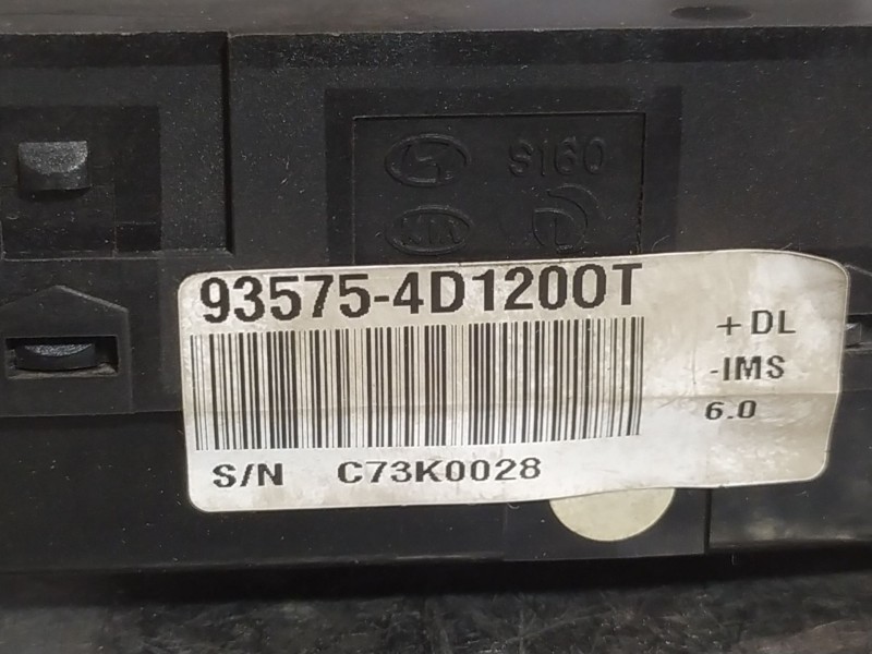 Recambio de mando elevalunas delantero derecho para kia carnival  | 0.07 - ...  | 0.07 - ... referencia OEM IAM   