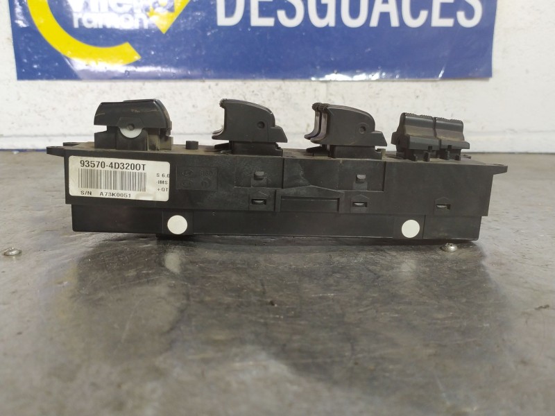 Recambio de mando elevalunas delantero izquierdo para kia carnival  | 0.07 - ...  | 0.07 - ... referencia OEM IAM   