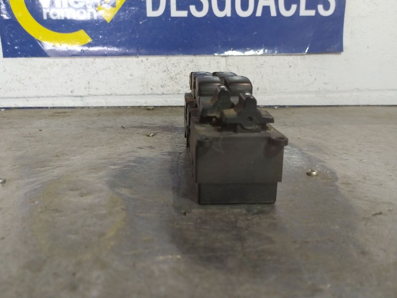 Recambio de mando elevalunas delantero izquierdo para kia carnival  | 0.07 - ...  | 0.07 - ... referencia OEM IAM   