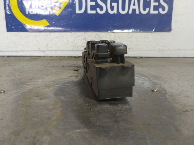 Recambio de mando elevalunas delantero izquierdo para kia carnival  | 0.07 - ...  | 0.07 - ... referencia OEM IAM   