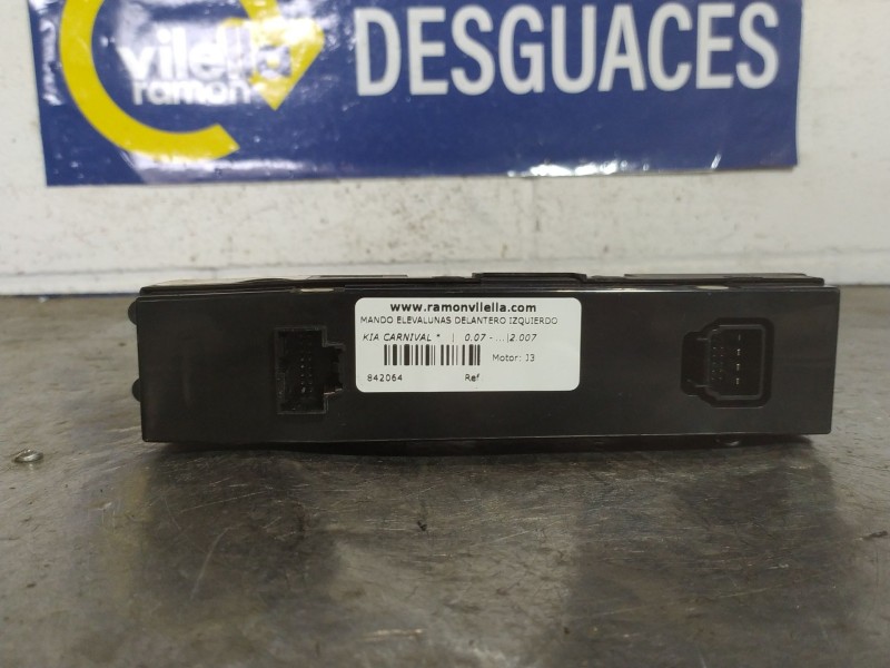 Recambio de mando elevalunas delantero izquierdo para kia carnival  | 0.07 - ...  | 0.07 - ... referencia OEM IAM   