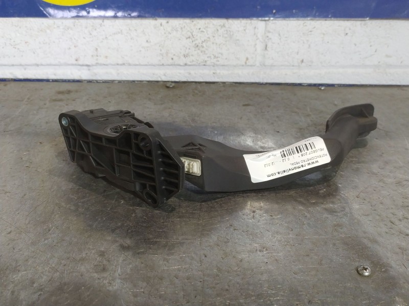 Recambio de potenciometro pedal para peugeot 208  | 0.12 - ...  | 0.12 - ... referencia OEM IAM 9671433780 6PV00994941 
