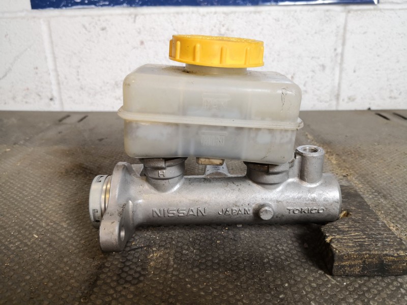 Recambio de bomba freno para nissan navara 2 ii pick-up (d22) 2.5 tdi referencia OEM IAM   