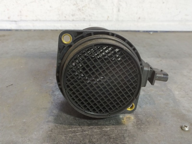 Recambio de caudalimetro para kia carnival  | 0.07 - ...  | 0.07 - ... referencia OEM IAM 9220930006  