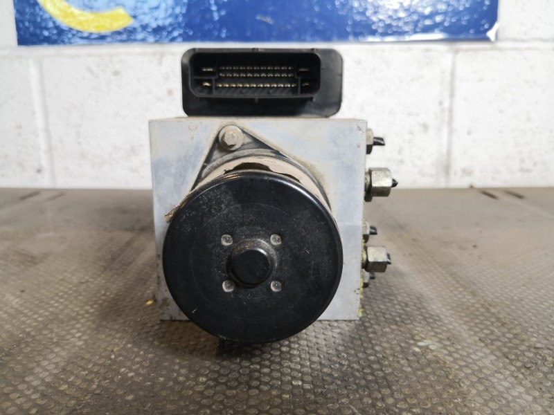 Recambio de abs para opel insignia 2.0 cdti 110 edition referencia OEM IAM 13328651  