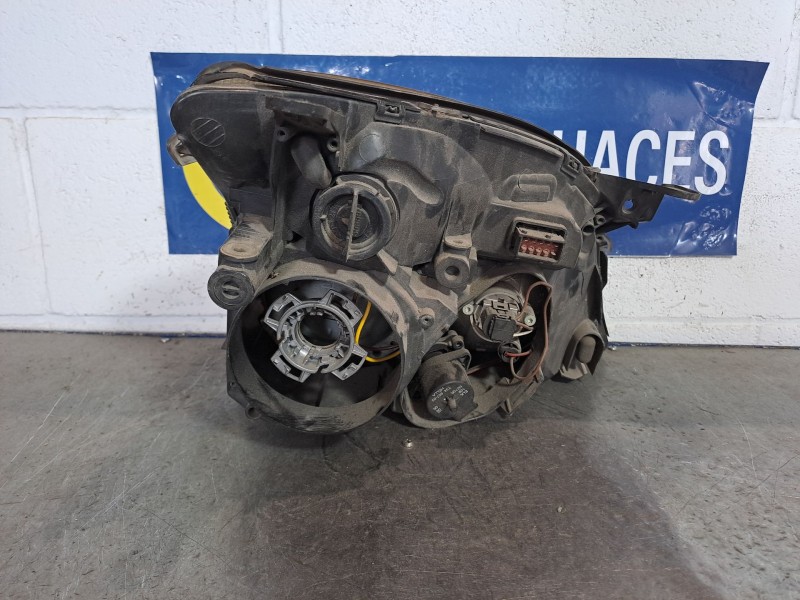 Recambio de faro izquierdo para opel vectra c berlina club | 02.02 - 12.03 club | 02.02 - 12.03 referencia OEM IAM OSCURO  