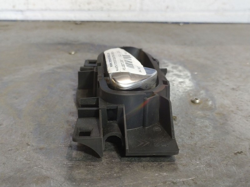 Recambio de maneta interior delantera derecha para peugeot 208  | 0.12 - ...  | 0.12 - ... referencia OEM IAM   