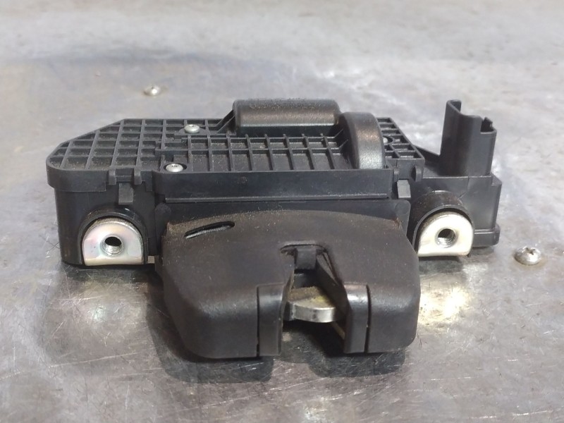 Recambio de cerradura maletero porton para peugeot 208  | 0.12 - ...  | 0.12 - ... referencia OEM IAM   