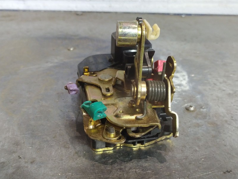 Recambio de cerradura puerta delantera derecha para chrysler pt cruiser (pt)  | 0.00 - ...  | 0.00 - ... referencia OEM IAM   