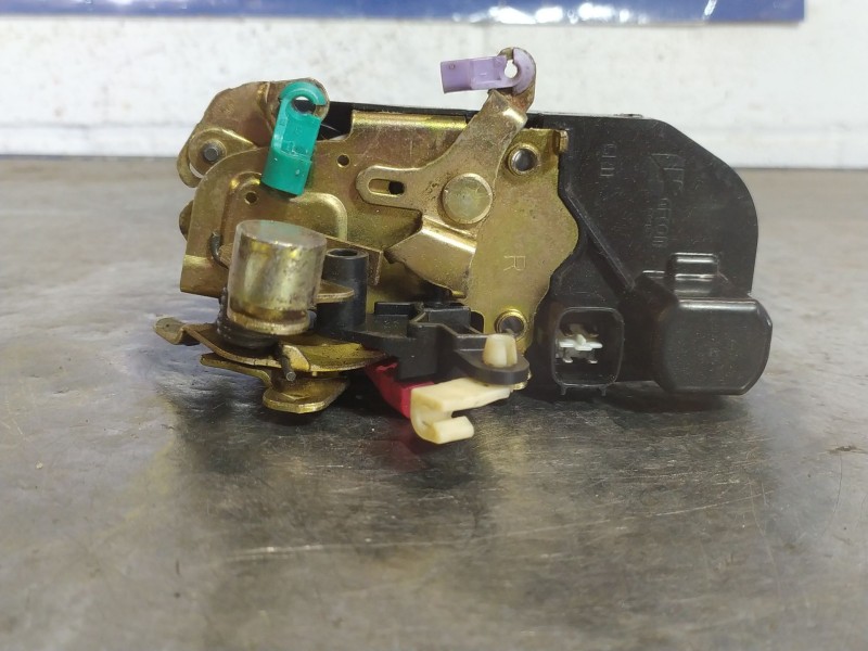 Recambio de cerradura puerta delantera derecha para chrysler pt cruiser (pt)  | 0.00 - ...  | 0.00 - ... referencia OEM IAM   