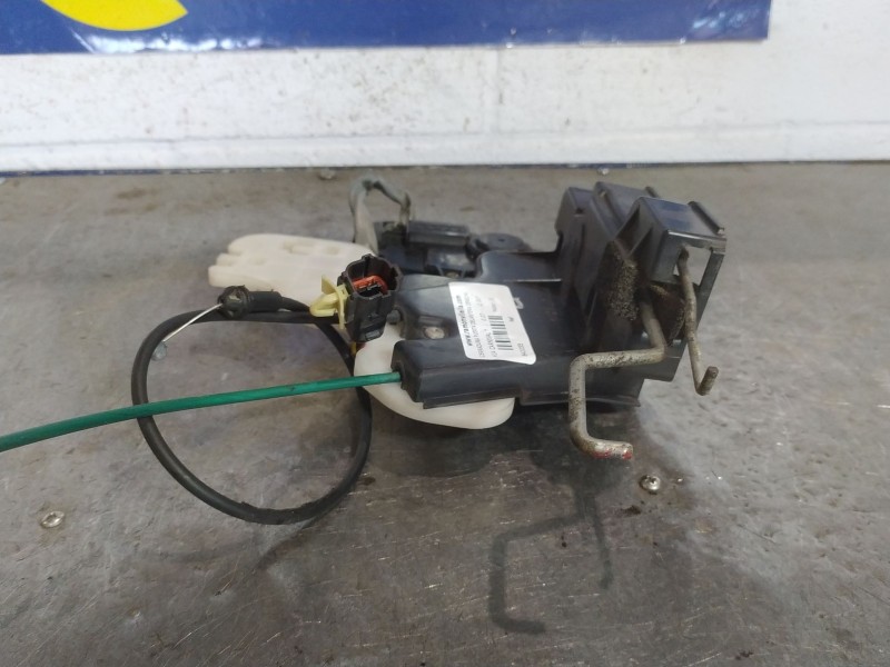 Recambio de cerradura puerta delantera derecha para kia carnival  | 0.07 - ...  | 0.07 - ... referencia OEM IAM   