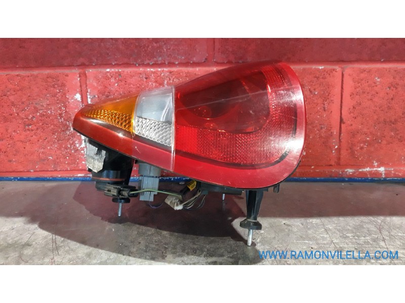 Recambio de piloto trasero derecho para chrysler 300 m (lr) 2.7 v6 | 04.98 - 12.02 2.7 v6 | 04.98 - 12.02 referencia OEM IAM   