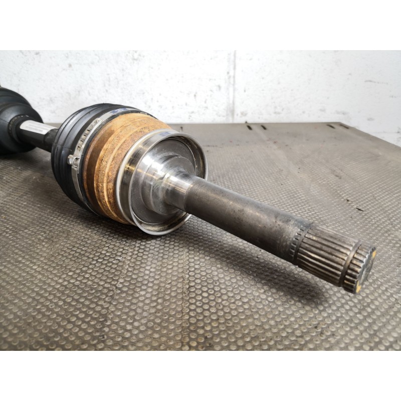 Recambio de transmision delantera izquierda para nissan navara 2 ii pick-up (d22) 2.5 tdi referencia OEM IAM   