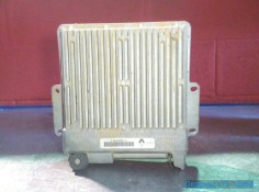 Recambio de centralita motor uce para renault clio i phase iii  | 0.96 - ...  | 0.96 - ... referencia OEM IAM 7700102990 7700102