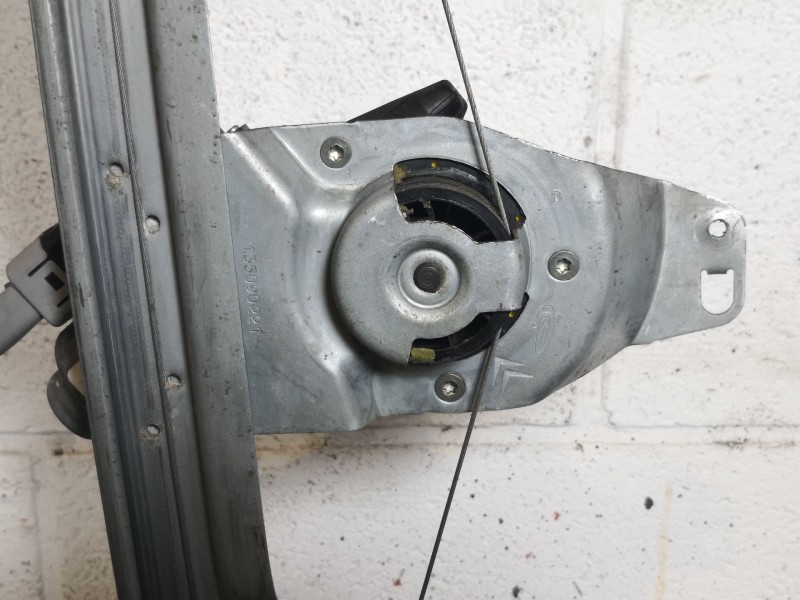 Recambio de elevalunas trasero derecho para citroen c4 grand picasso exclusive referencia OEM IAM   