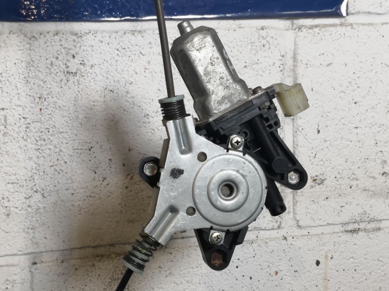 Recambio de elevalunas trasero derecho para kia carnival  | 0.07 - ...  | 0.07 - ... referencia OEM IAM   