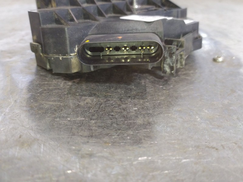 Recambio de cerradura puerta delantera derecha para ford fiesta (cb1)  | 0.08 - ...  | 0.08 - ... referencia OEM IAM   