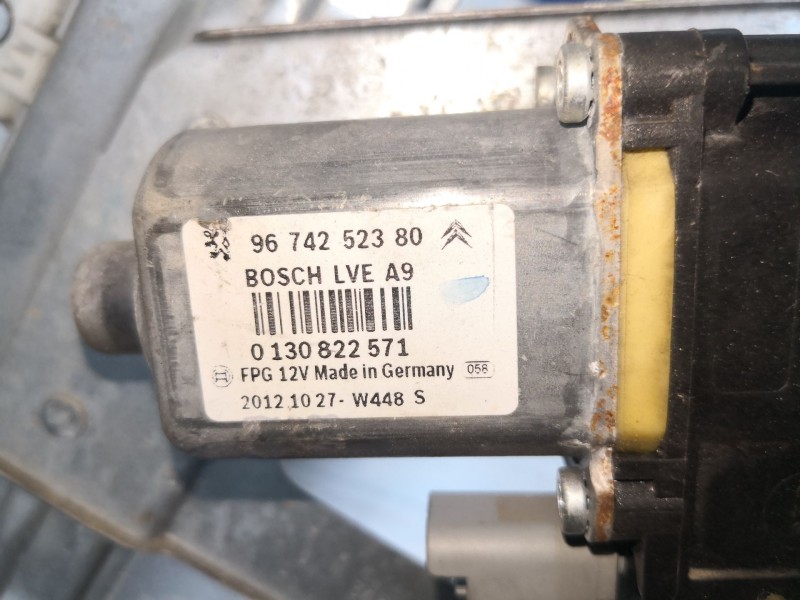 Recambio de elevalunas delantero derecho para peugeot 208  | 0.12 - ...  | 0.12 - ... referencia OEM IAM 9674252380 0130822571 