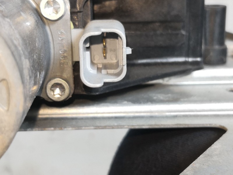 Recambio de elevalunas delantero derecho para peugeot 208  | 0.12 - ...  | 0.12 - ... referencia OEM IAM 9674252380 0130822571 