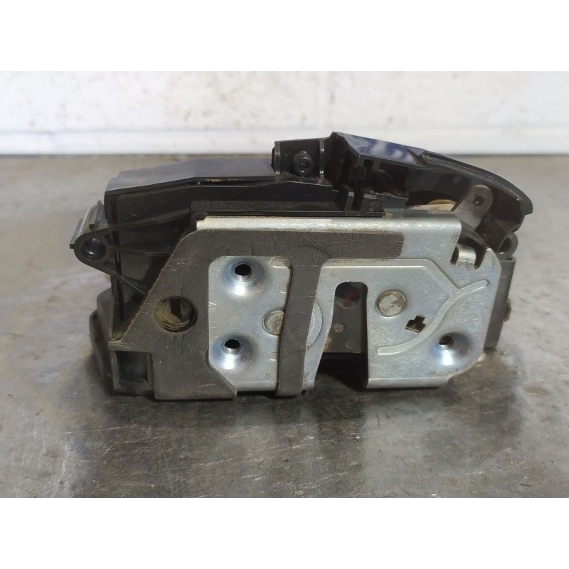 Recambio de cerradura puerta trasera derecha para ford fiesta (cb1)  | 0.08 - ...  | 0.08 - ... referencia OEM IAM   