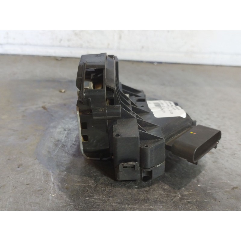 Recambio de cerradura puerta trasera derecha para ford fiesta (cb1)  | 0.08 - ...  | 0.08 - ... referencia OEM IAM   