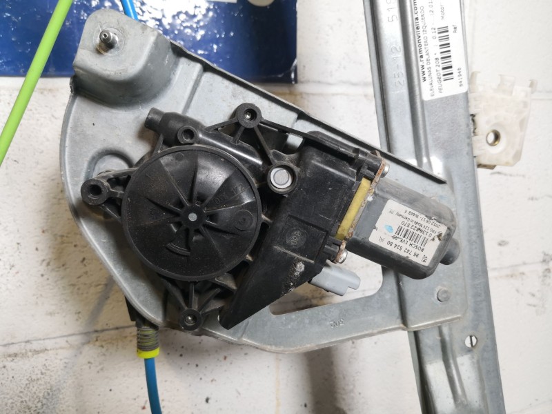 Recambio de elevalunas delantero izquierdo para peugeot 208  | 0.12 - ...  | 0.12 - ... referencia OEM IAM   