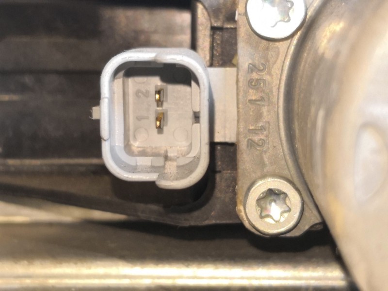 Recambio de elevalunas delantero izquierdo para peugeot 208  | 0.12 - ...  | 0.12 - ... referencia OEM IAM 9673155280 0130822570