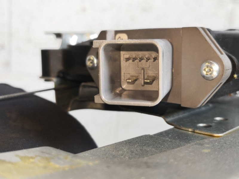 Recambio de elevalunas trasero derecho para opel insignia 2.0 cdti 110 edition referencia OEM IAM   