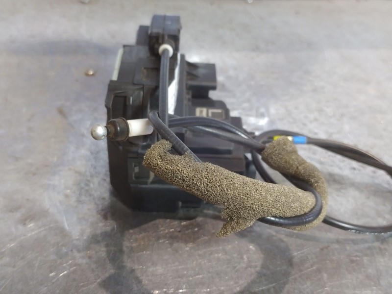 Recambio de cerradura puerta trasera izquierda para nissan note (e11e)  | 0.06 - ...  | 0.06 - ... referencia OEM IAM   