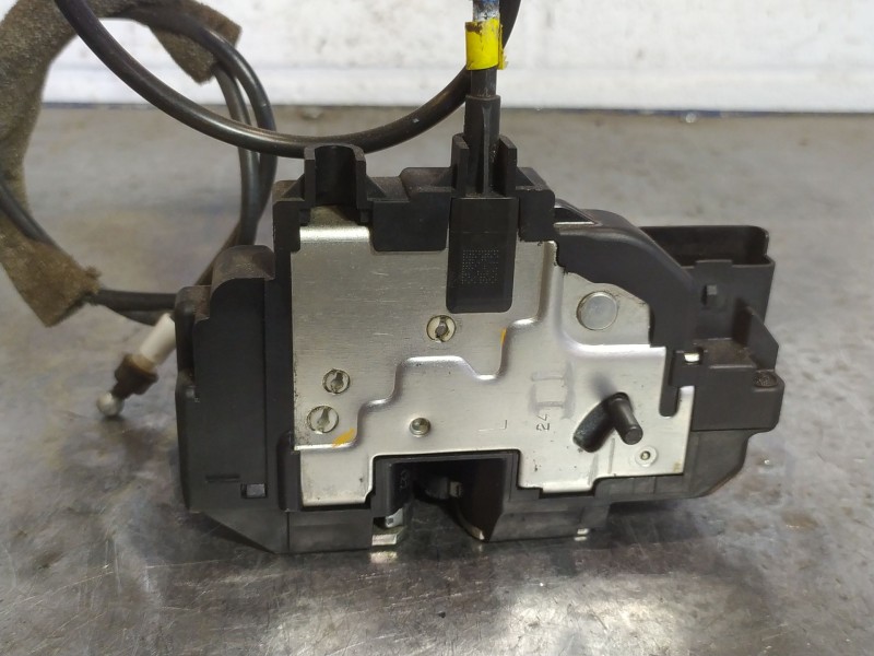 Recambio de cerradura puerta trasera izquierda para nissan note (e11e)  | 0.06 - ...  | 0.06 - ... referencia OEM IAM   