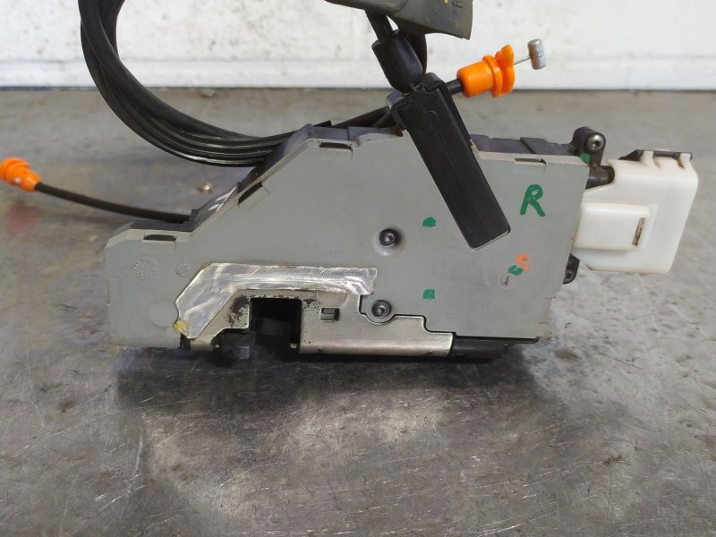 Recambio de cerradura puerta trasera izquierda para citroen c4 grand picasso exclusive referencia OEM IAM   