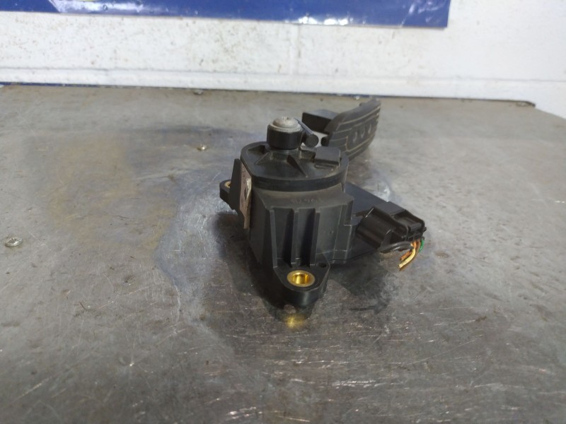 Recambio de potenciometro pedal para nissan note (e11e)  | 0.06 - ...  | 0.06 - ... referencia OEM IAM   