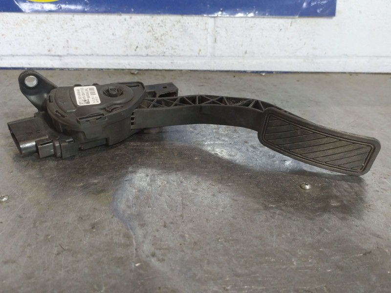 Recambio de potenciometro pedal para ford fiesta (cb1)  | 0.08 - ...  | 0.08 - ... referencia OEM IAM 8V219F836AB  