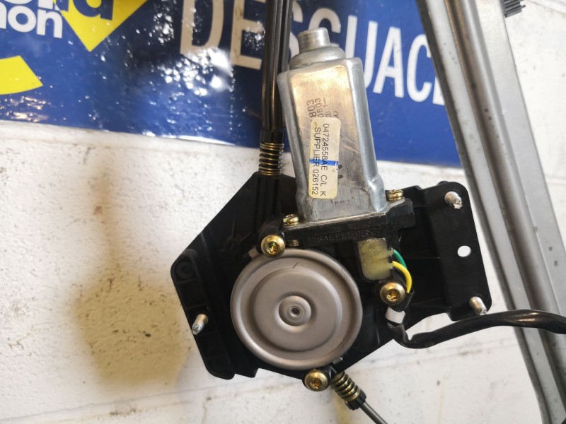 Recambio de elevalunas trasero derecho para chrysler pt cruiser (pt)  | 0.00 - ...  | 0.00 - ... referencia OEM IAM 04724558AE  