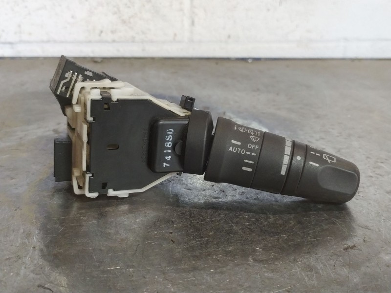 Recambio de mando limpia para nissan note (e11e)  | 0.06 - ...  | 0.06 - ... referencia OEM IAM 7418SD  