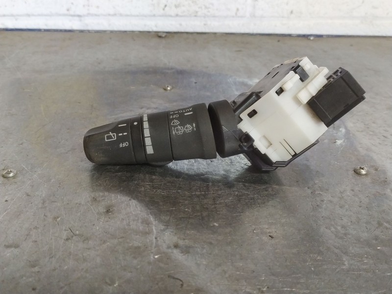 Recambio de mando limpia para nissan note (e11e)  | 0.06 - ...  | 0.06 - ... referencia OEM IAM 7418SD  