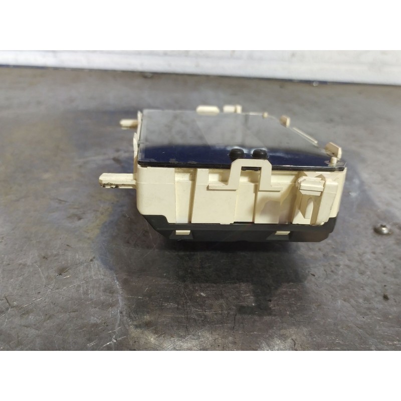 Recambio de pantalla multifuncion para ford fiesta (cb1)  | 0.08 - ...  | 0.08 - ... referencia OEM IAM   