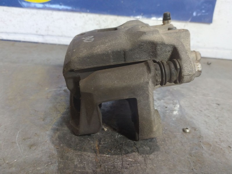 Recambio de pinza freno delantera derecha para nissan juke (f15)(06.2010)  | ... (06.2010)  | ... referencia OEM IAM   