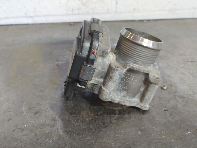 Recambio de caja mariposa para ford fiesta (cb1)  | 0.08 - ...  | 0.08 - ... referencia OEM IAM   