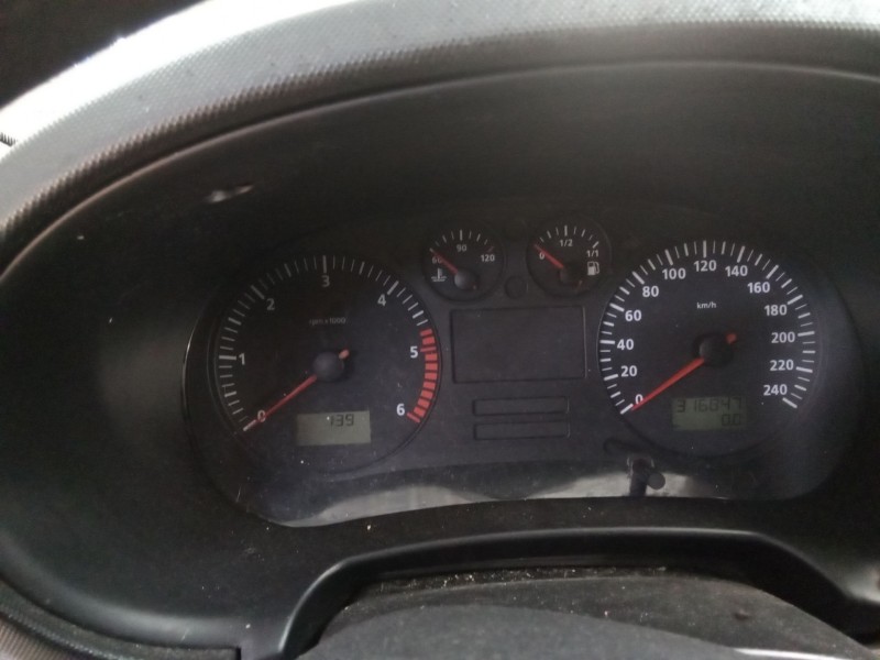 seat toledo (1m2) 1.9 tdi | 0.99 - ... del año 2002