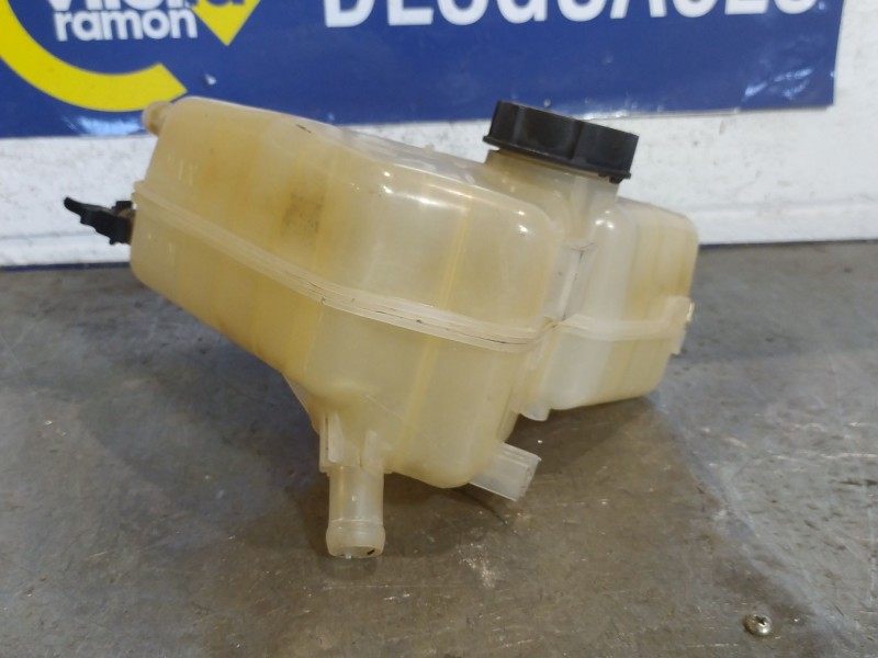 Recambio de deposito expansion para ford fiesta (cb1)  | 0.08 - ...  | 0.08 - ... referencia OEM IAM   