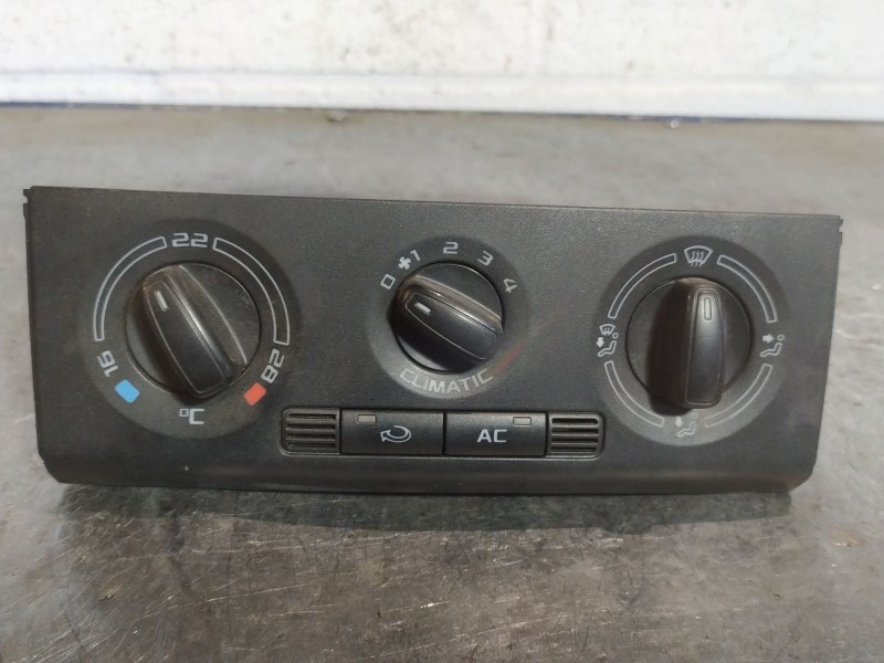 Recambio de mando calefaccion aire acondicionado para skoda fabia (5j2 )  | 0.07 - ...  | 0.07 - ... referencia OEM IAM   